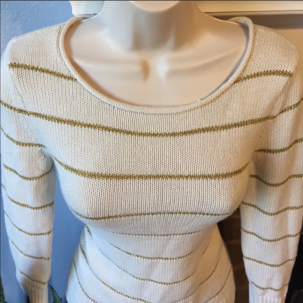 ❤️SOLD Banana Republic Knit Sweater - Picture 3 of 7